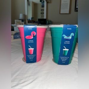 Inflatable drink holder set